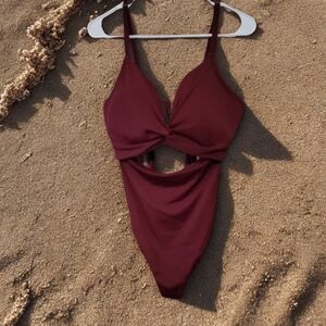 Shade & Shore Women's One Piece Swimsuit - Burgundy